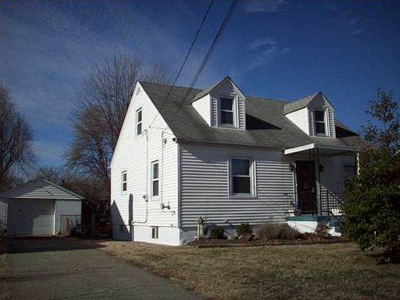front view with garage and driveway