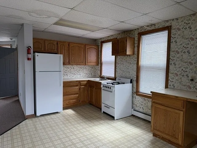 19 Lexington St #2E — Photo 3