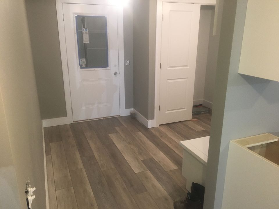 2nd image of 8478 Division Ct SE