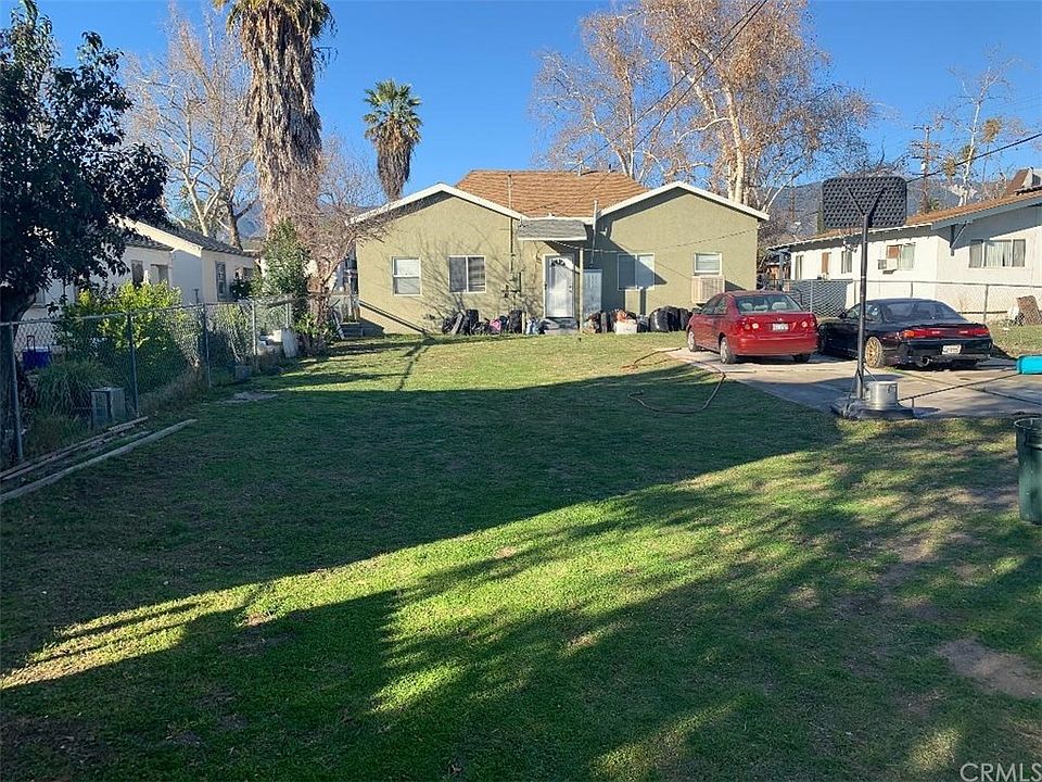1st image of 347 W 23rd St