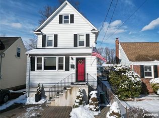 70 Cresskill Ave, Dumont, NJ 07628