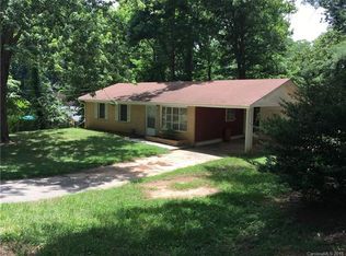 176 Chestnut Pl, Arden, NC 28704