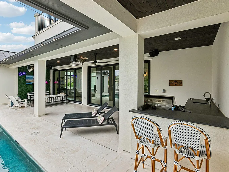 7021 Cielo Azul Pass — Photo 23
