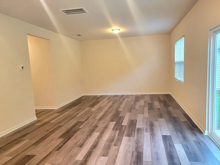 1405 Justice Union Ct — Photo 12