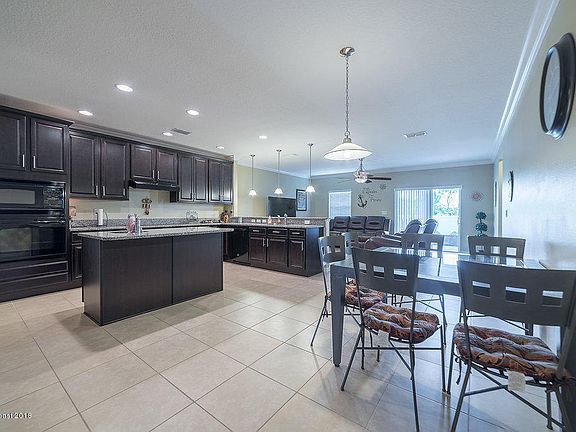 5th image of 1726 Litchfield Dr