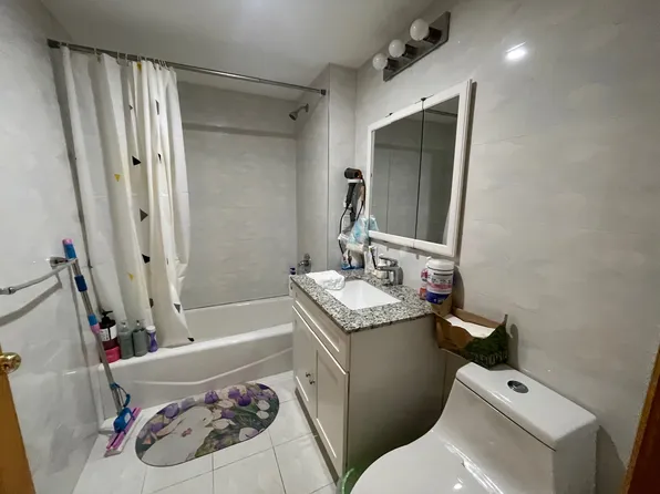 943 60th Street image 5 of 7