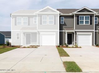 110 N Grassland Rd #TOWNHOUSE 20, Surf City, NC 28445