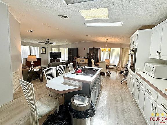 4th image of 855 Water Ridge Dr
