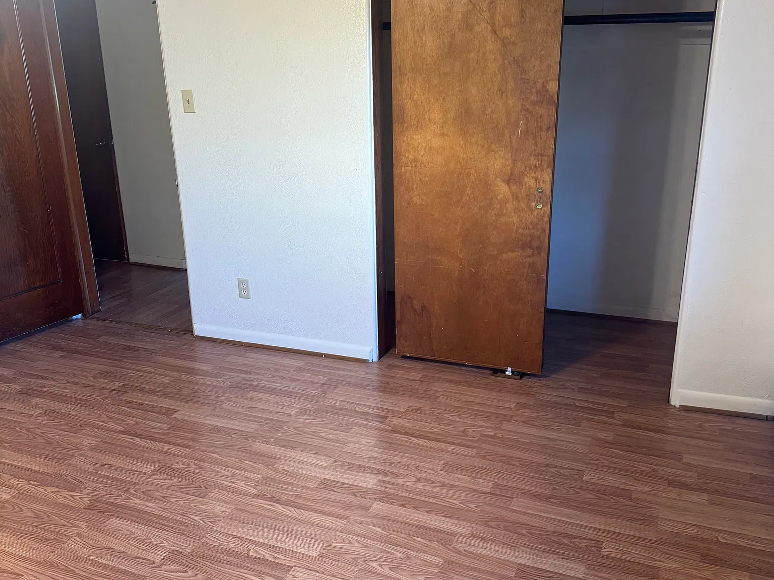 2 bed, 900 sqft, $950 — Photo 4