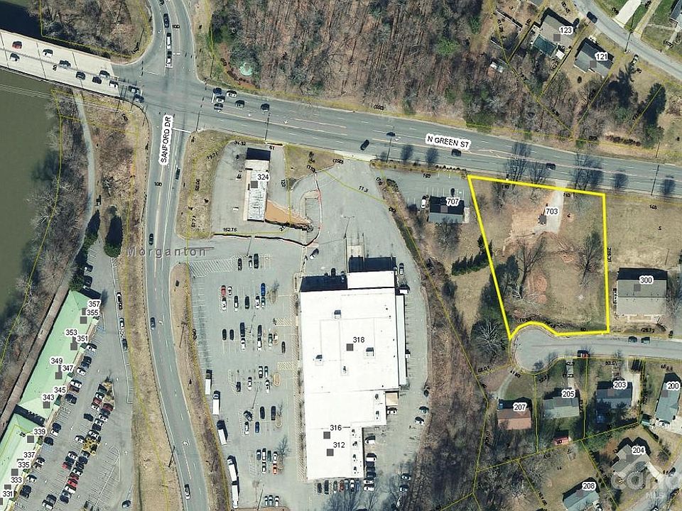 1st image of 703 N Green St