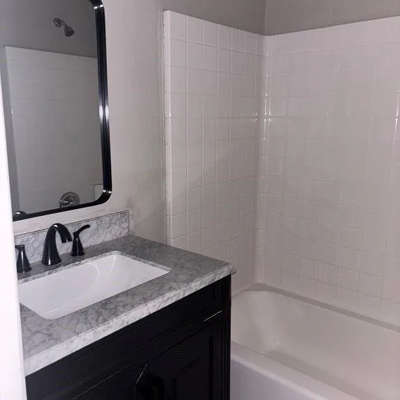 8530 Sunset Loch Dr — Photo 11