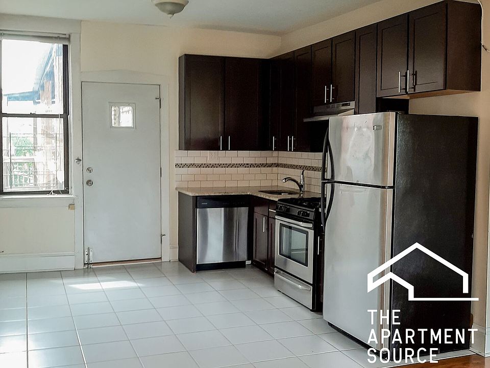 1st image of 2870 N Clark St #3