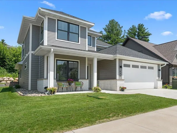 696 Inspiration Pl, Bayport, MN 55003