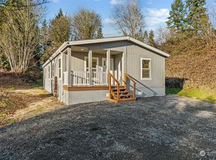 128 Harmony Dr, Longview, WA 98632