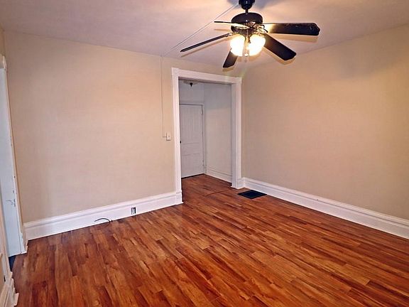 3rd image of 504 Arthur Ave