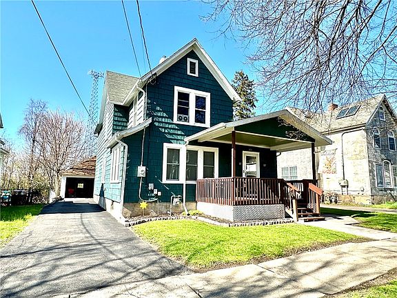 36th image of 369 E Warren St