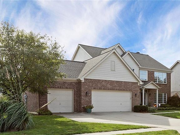 2nd image of 7757 Estate Dr