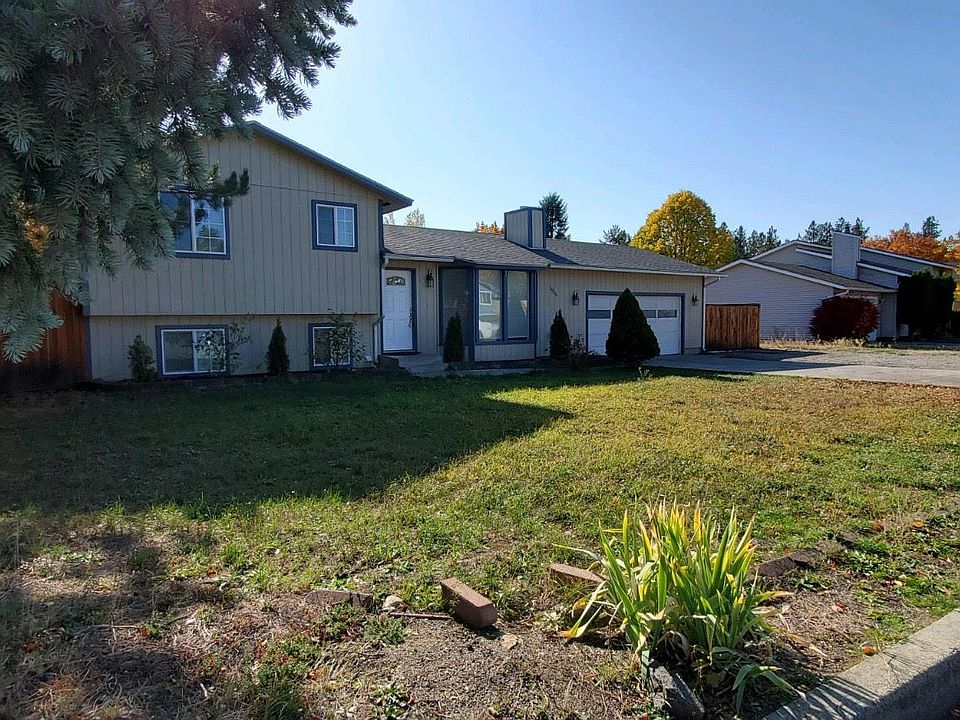 1st image of 1916 E Meadow Ln