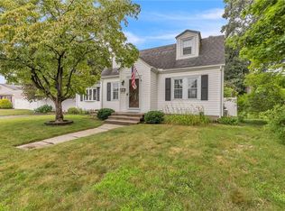 105 Nolbeth Dr, Warwick, RI 02888