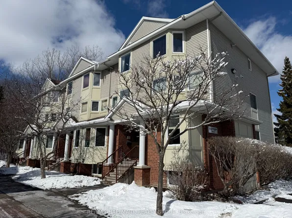 1400 Wildberry Ct #35, Ottawa, ON K1C 7K6