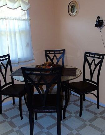 4th image of 315 Oak Pl