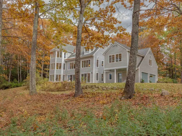 57 Sargent Road, Holderness, NH 03245