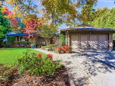 15125 NW Oakmont Loop, Beaverton, OR, 97006