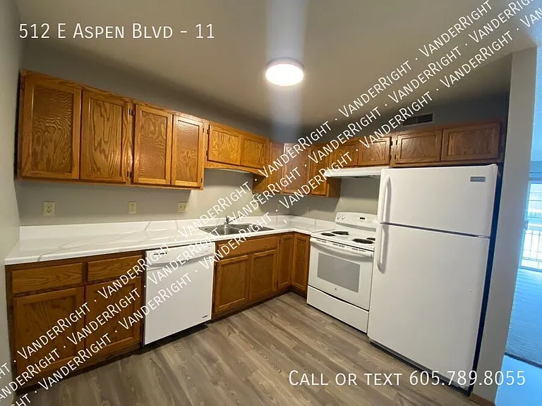 512 E Aspen Blvd #11 — Photo 8