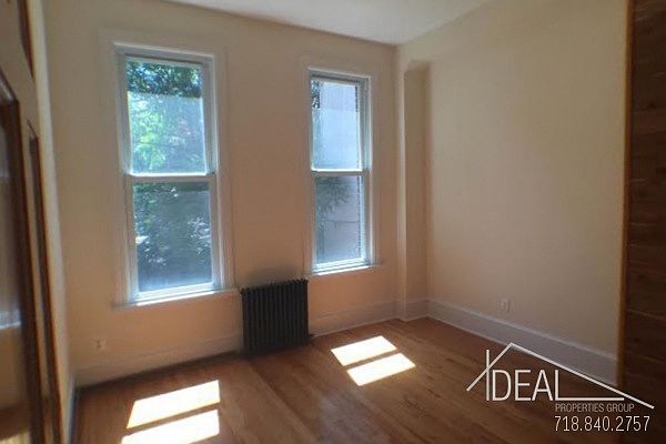 1st image of 322 20th St #1