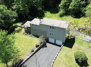 951 Bridlewood Ln, Ligonier, PA 15658