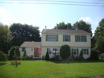 21 Sunrise Ave, Trumbull, CT, 06611