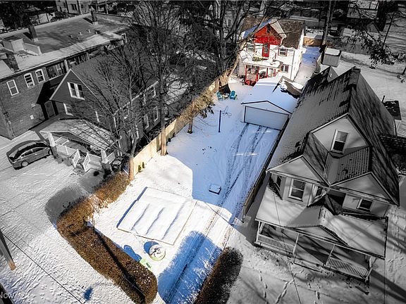 4th image of 1561 Newman Ave