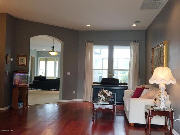 4th image of 254 Islesbrook Pkwy