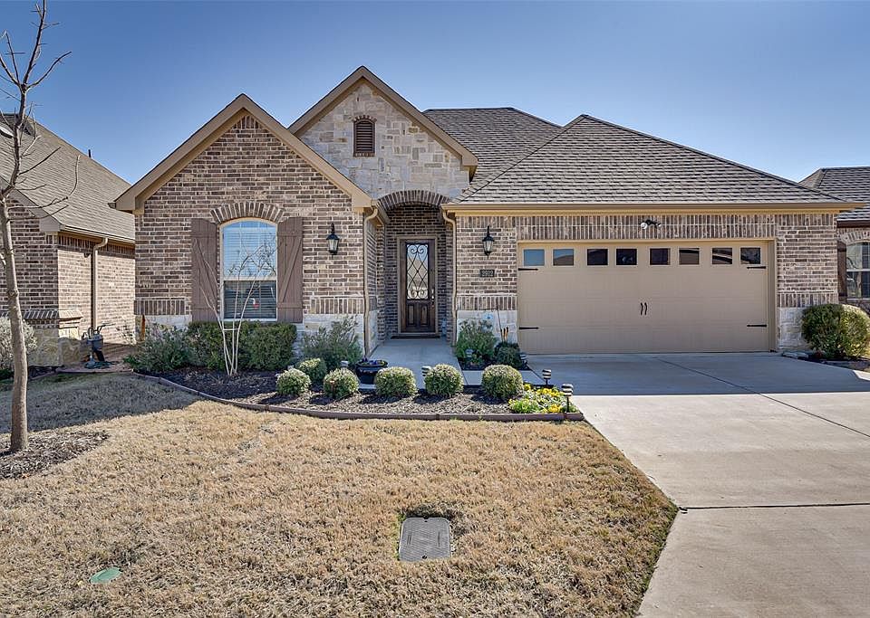 1st image of 2912 Ervin Way