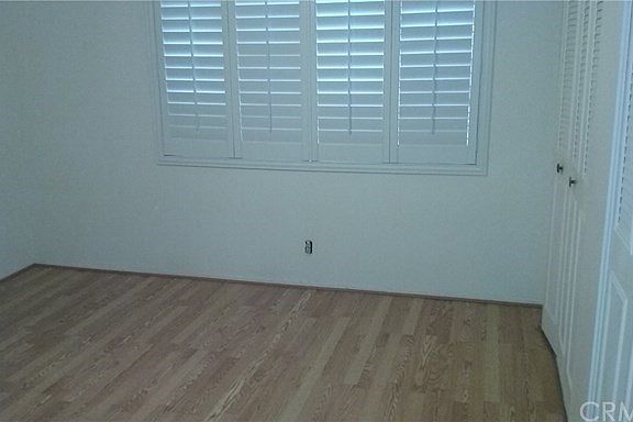 3rd image of 1160 W Whittier Ave