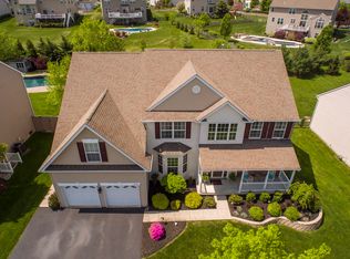 2533 Saint Victoria Dr, Gilbertsville, PA 19525
