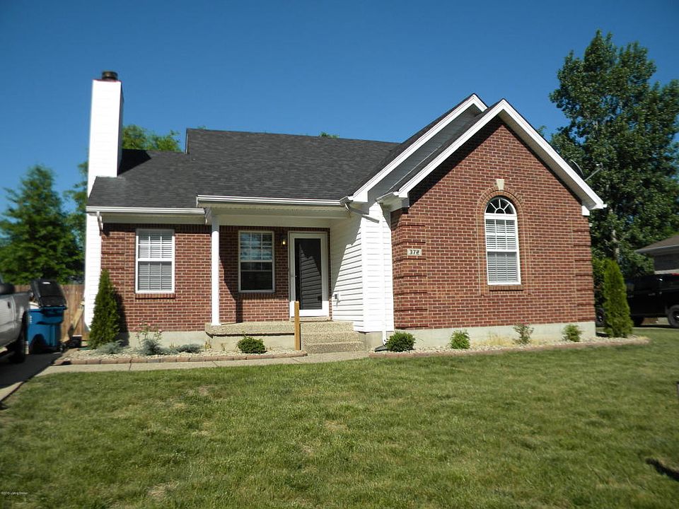 1st image of 372 River Oaks Dr