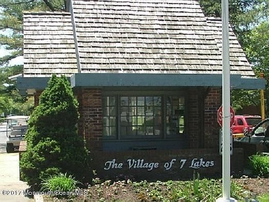 1st image of 641D Plymouth Dr