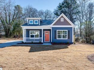 106 Bob White Ln, Taylors, SC 29687
