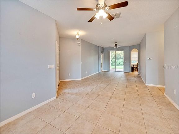 4th image of 123 Magnolia Park Trl