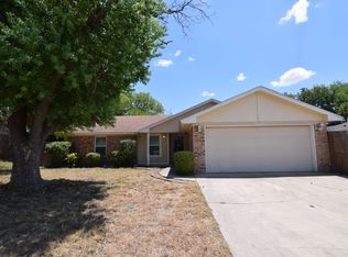 2002 Fleetwood Dr, Killeen, TX 76543