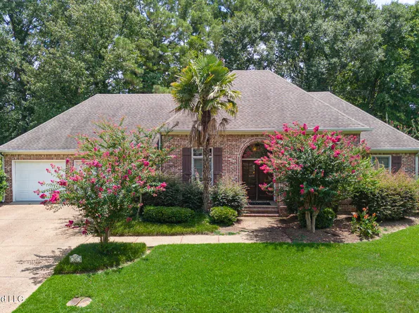 347 Indian Gate Cir, Ridgeland, MS 39157