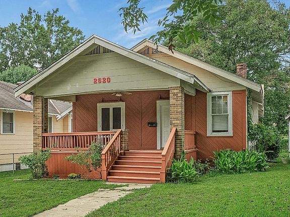 2nd image of 2620 Dillard St