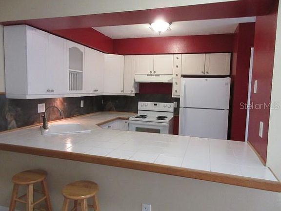 4th image of 1312 Park Villa Pl