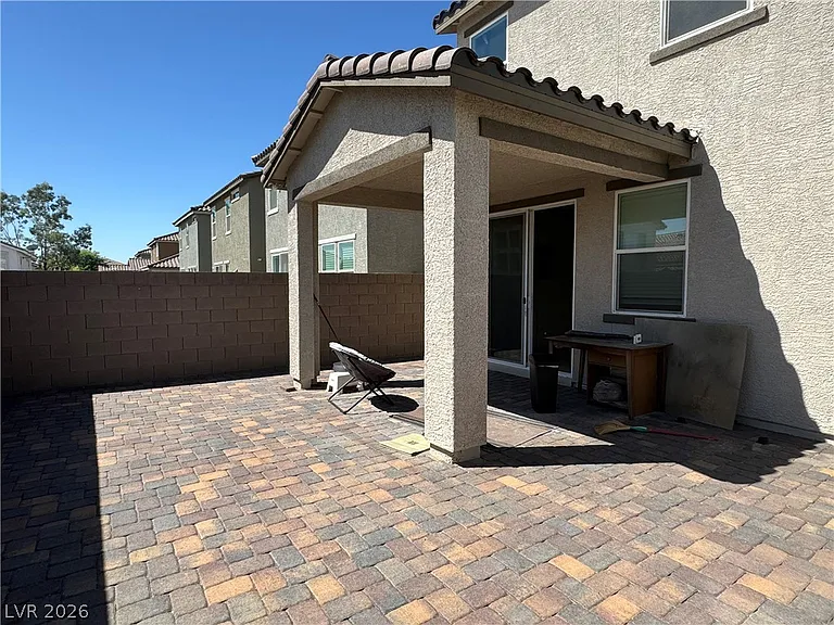 4218 Tarim St — Photo 22