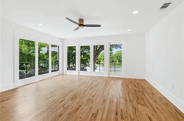 8 Park Island Dr — Photo 23
