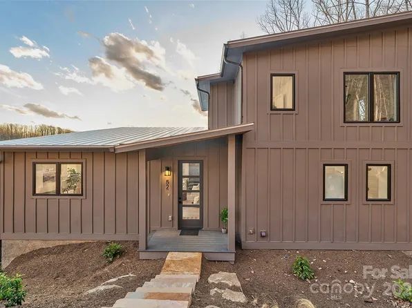 52 Scenic View Dr, Hendersonville, NC 28792