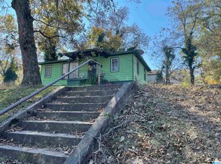 1916 Stouts Rd, Birmingham, AL 35234