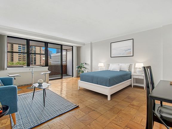3rd image of 2 Hawthorne Pl APT 10K