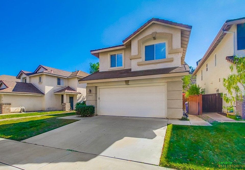 1st image of 13825 Fontanelle Pl